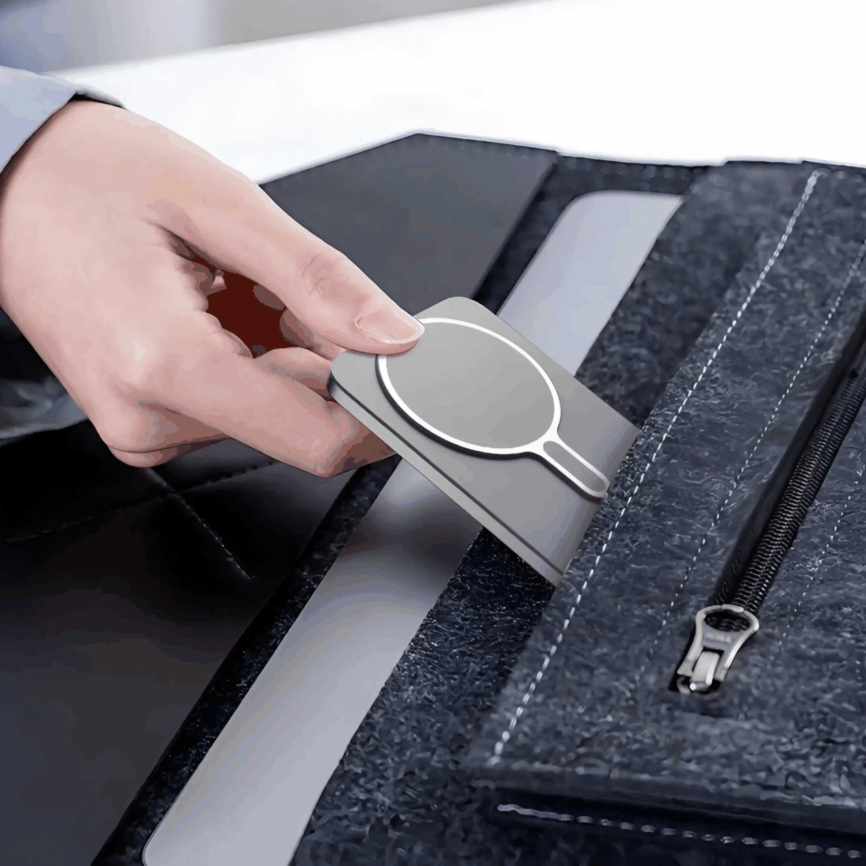 Ultra Slim MagSafe Battery - Novoa Snap Slim